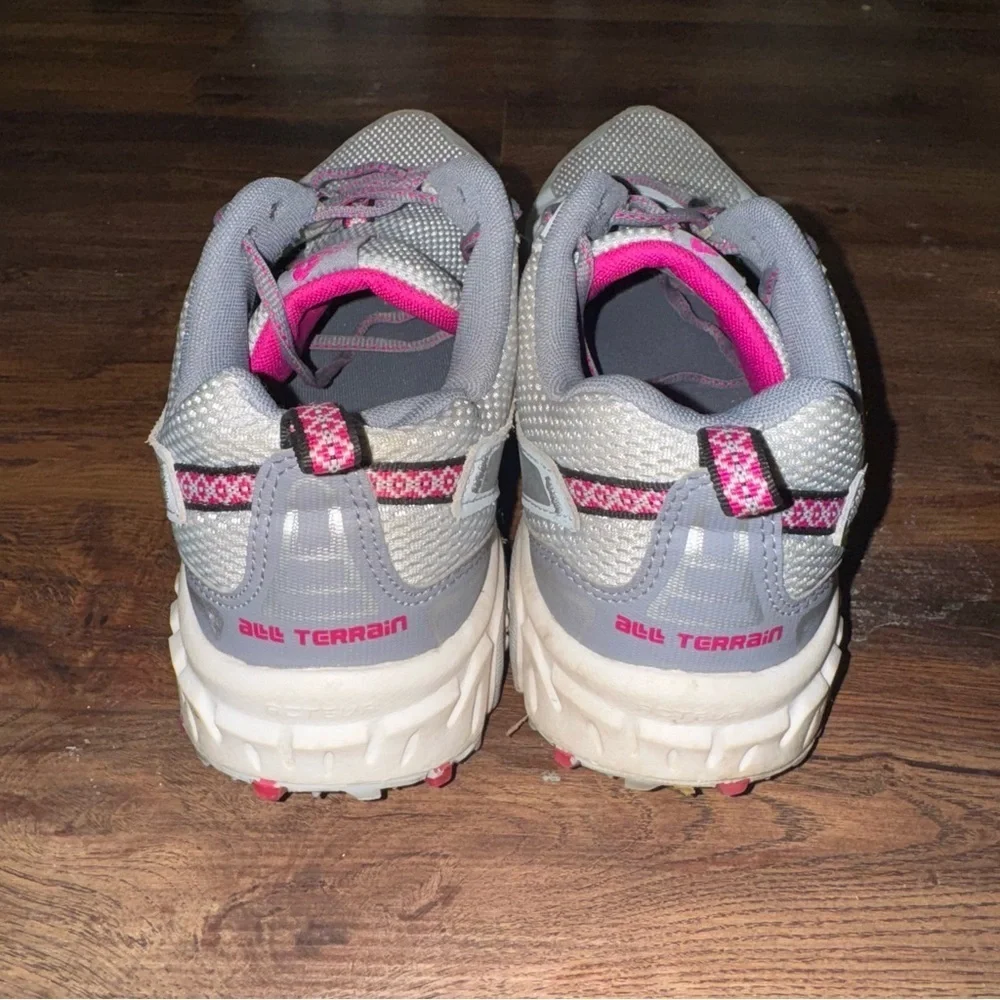 New Balance 412v3 Sneakers All Terrain Unisex WTE412L3 Grey Fuschia Womens 12 D